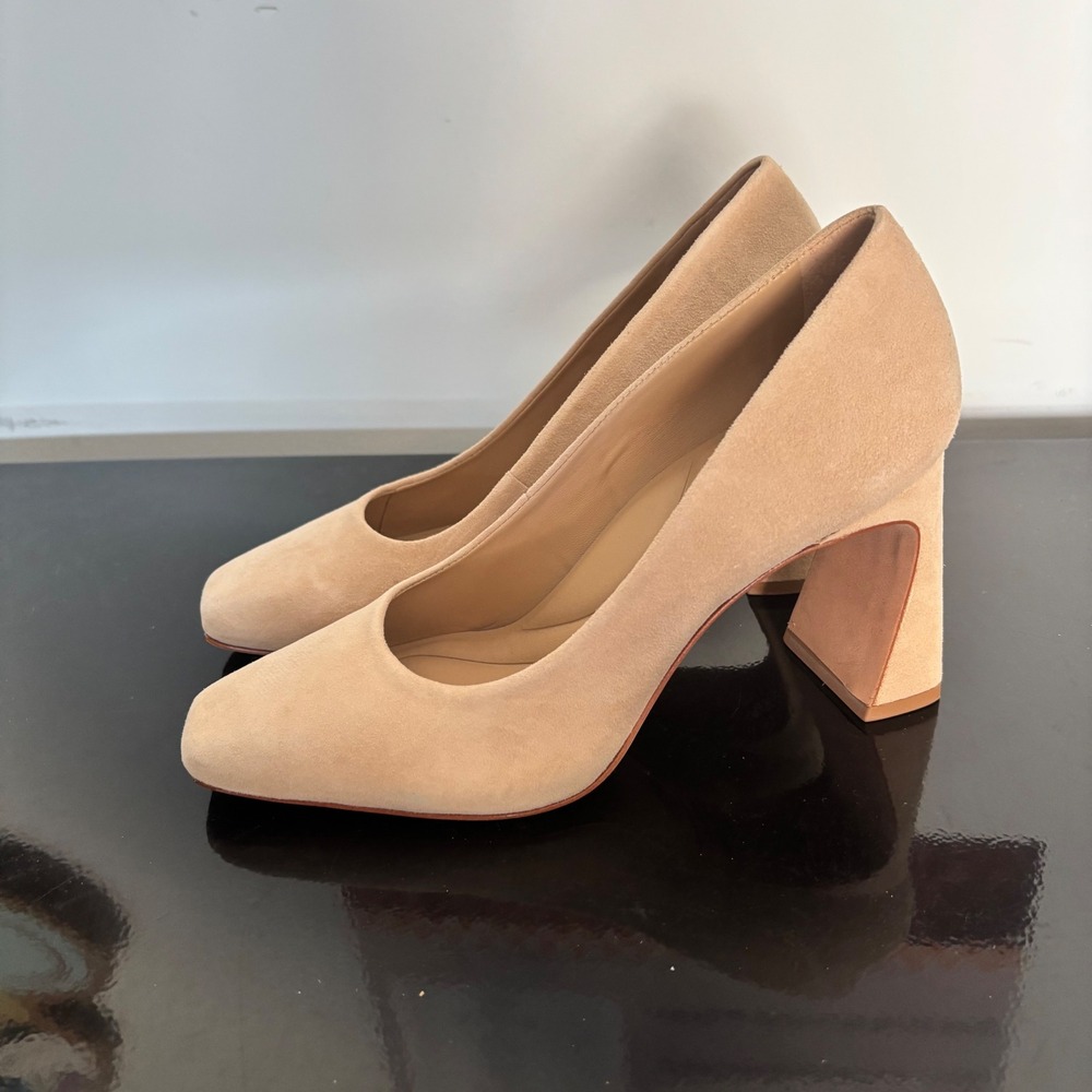 Antonio Melani Tan Suede Square Toe Block Heel Pumps Size 6.5M Made in Brazil - Picture 2 of 6